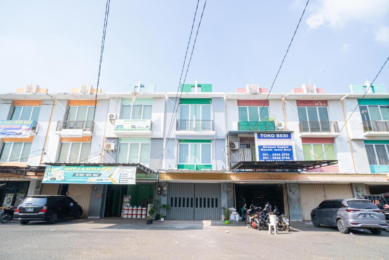 Hotel Reddoorz @ Aralia Harapan Indah Pulokendal Exterior foto